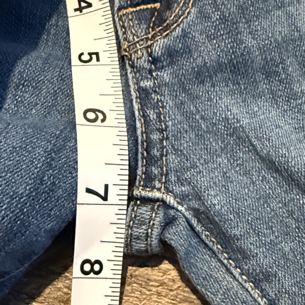 Lucky Brand Charlie Baby Boot Jeans - Picture 10 of 12